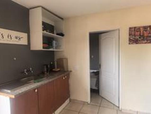 1 bedroom ground floor apartment at.