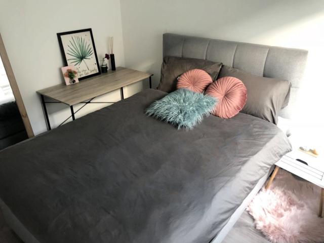 1 bedroom for rent in a cozy apartment in de Pijp
