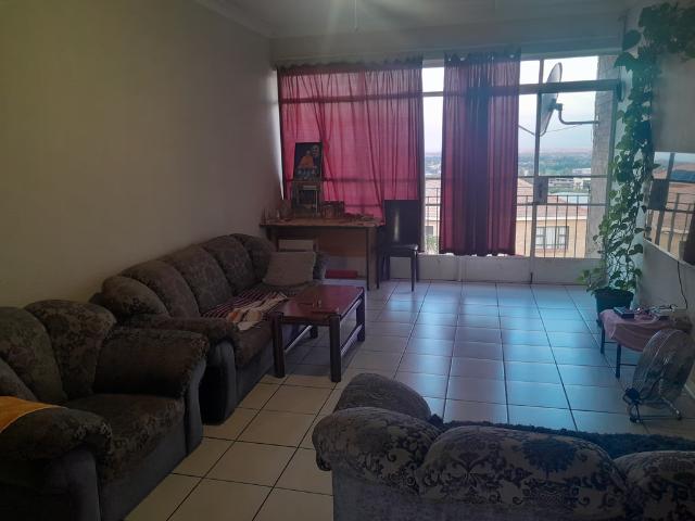 1 Bedroom Flat Rented in South Crest