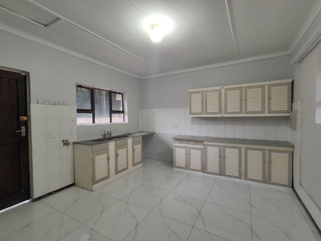 1 Bedroom Flat To Let in Three Rivers