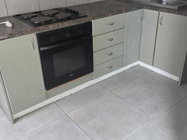 1 Bedroom flat to rent in Secunda