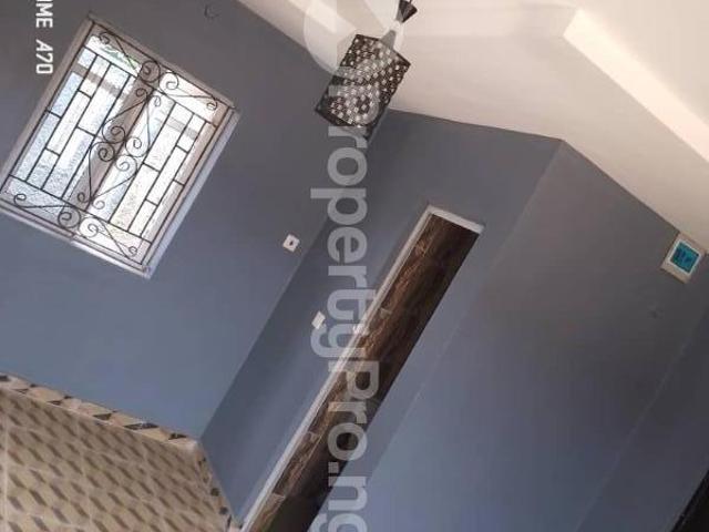 1 Bedroom Flat / Apartment in Akala Express Ibadan Oyo | Flat / Apartment for rent in ibadan | Flat / Apartment in ibadan | 1 Bedroom | PropertyPro Nigeria