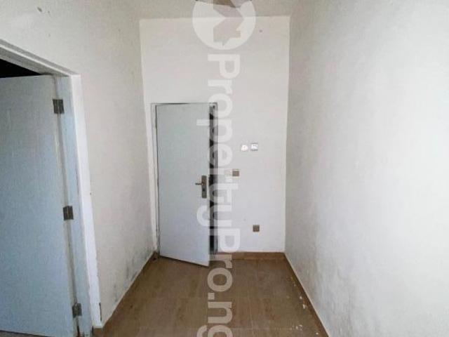 1 Bedroom Flat / Apartment in Osapa london Lekki Lagos | Flat / Apartment for rent in lekki | Flat / Apartment in lekki | 1 Bedroom | PropertyPro Nigeria