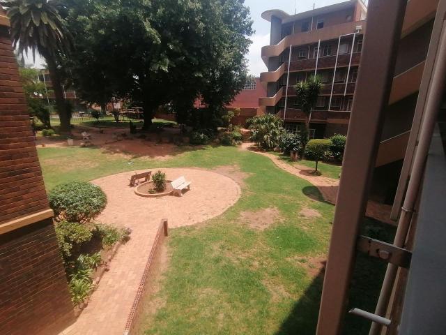 1 Bedroom Flat For Sale in West Turffontein