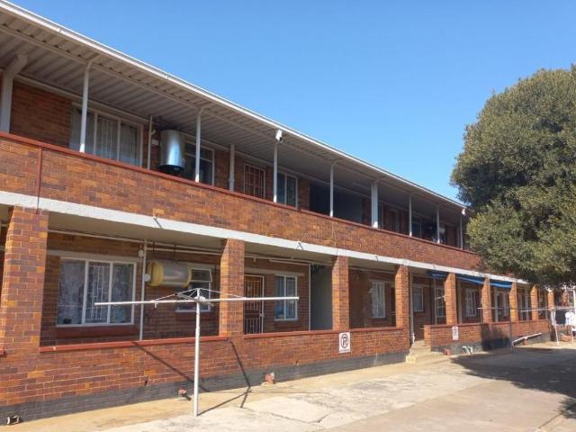 1 Bedroom flat for sale in Wilkoppies, Klerksdorp