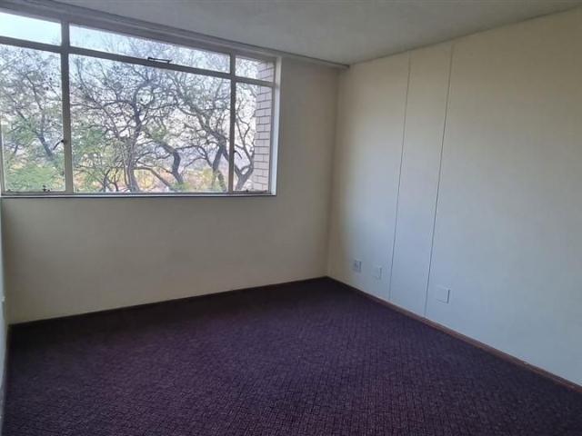1 Bedroom flat for sale in Wonderboom South, Pretoria