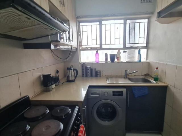 1 Bedroom flat for sale in Montclair, Durban