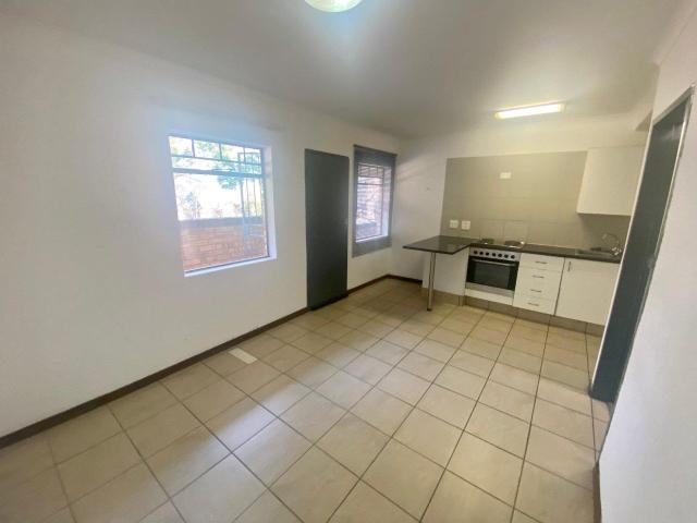 1 Bedroom Flat For Sale in Randburg Central