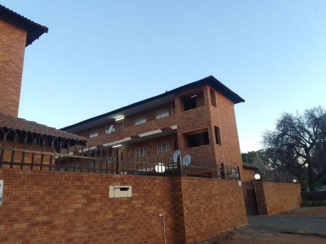 1 Bedroom Flat For Sale in Rustenburg Central