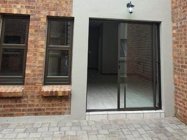 1 Bedroom Flat in Terra Nova