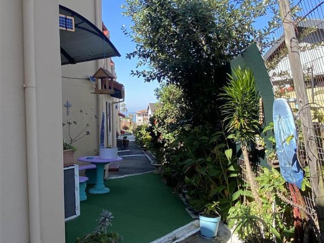 1 Bedroom Flat in Uvongo