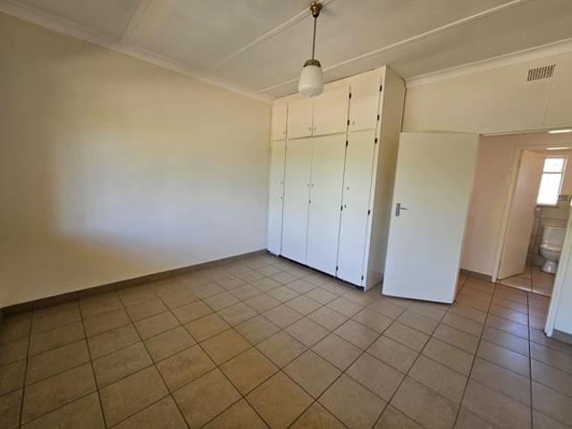 1 Bedroom Flat in Adamayview