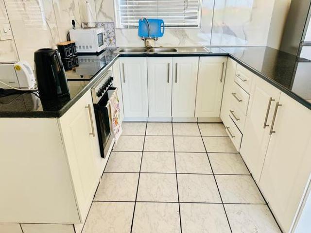 1 Bedroom Flat in Arboretum