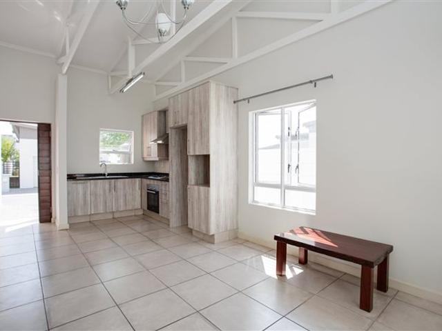 1 Bedroom Flat in Broadacres