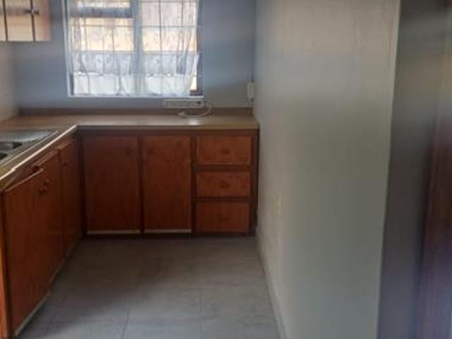 1 Bedroom Flat in Bredasdorp