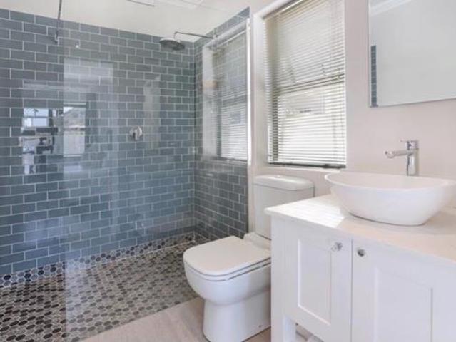 1 Bedroom Flat in Chanteclair