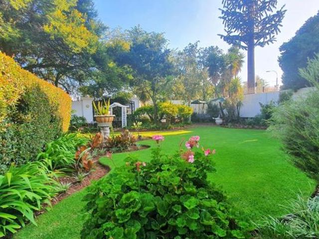 1 Bedroom Flat in Constantia Kloof