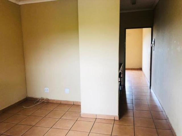 1 Bedroom Flat in Clarina