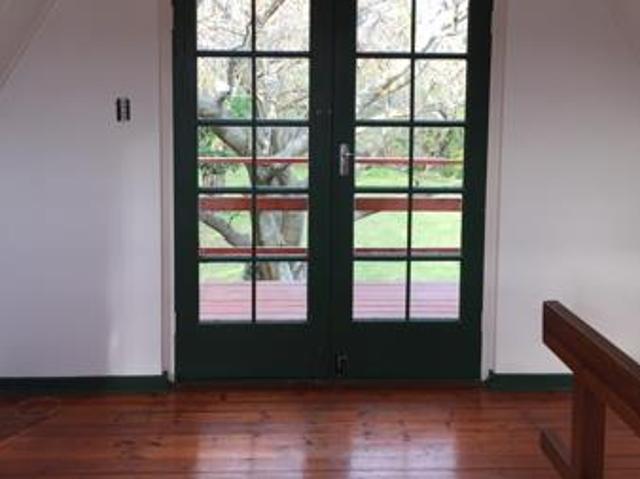 1 Bedroom Flat in East London Outlying