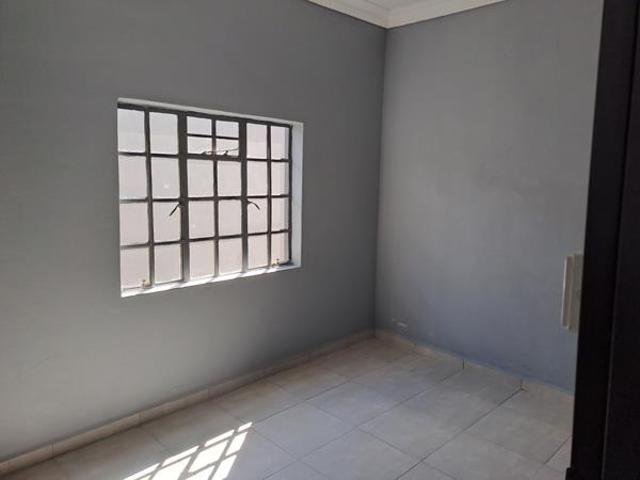 1 Bedroom Flat in Estcourt
