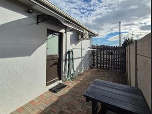 1 Bedroom Flat in Goedemoed