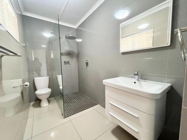 1 Bedroom Flat in Hayfields