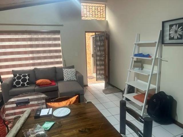 1 Bedroom Flat in Heuwelsig