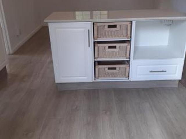 1 Bedroom Flat in Hillcrest Central