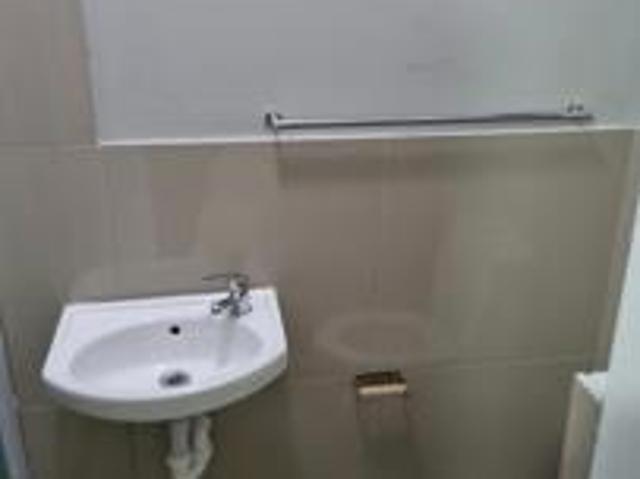 1 Bedroom Flat in Ilitha Park