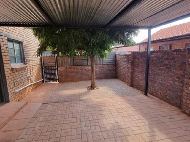 1 Bedroom Flat in Kathu