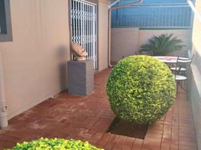 1 Bedroom Flat in Kosmos Ridge