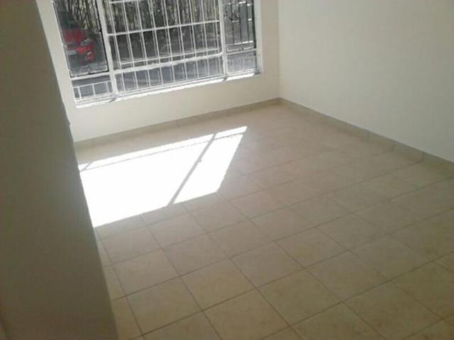 1 Bedroom Flat in Ladysmith Central