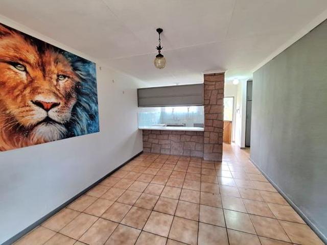 1 Bedroom Flat in Newcastle Outlying