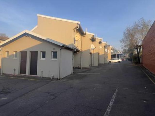 1 Bedroom Flat in Pelham