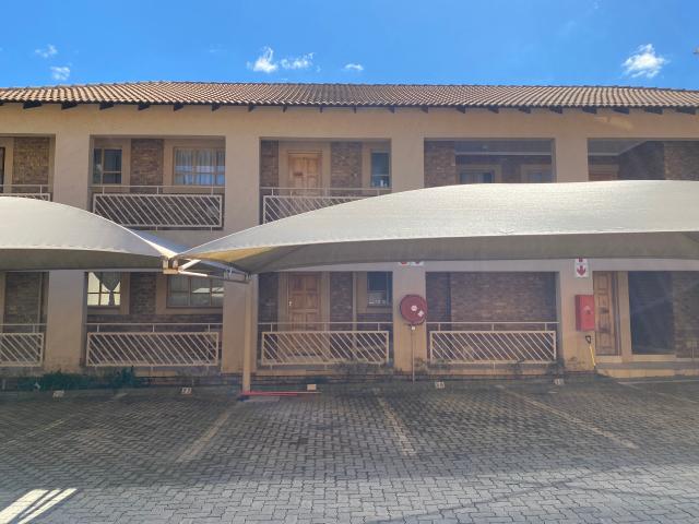 1 Bedroom Flat in Rensburg