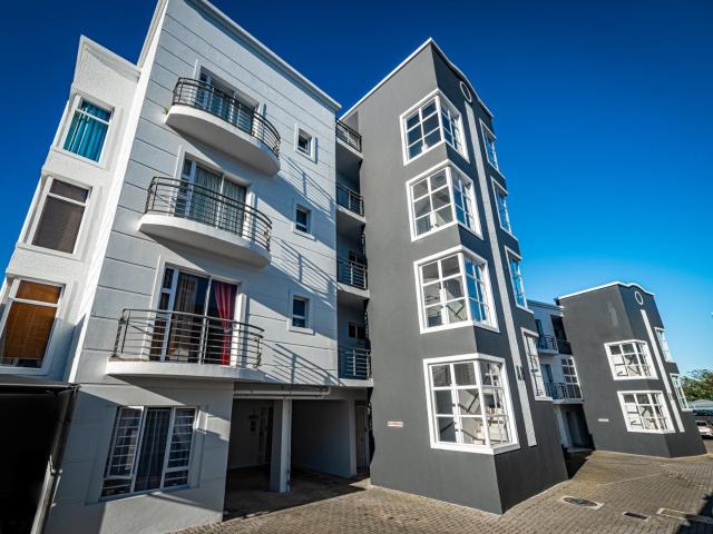1 Bedroom Flat in Reebok