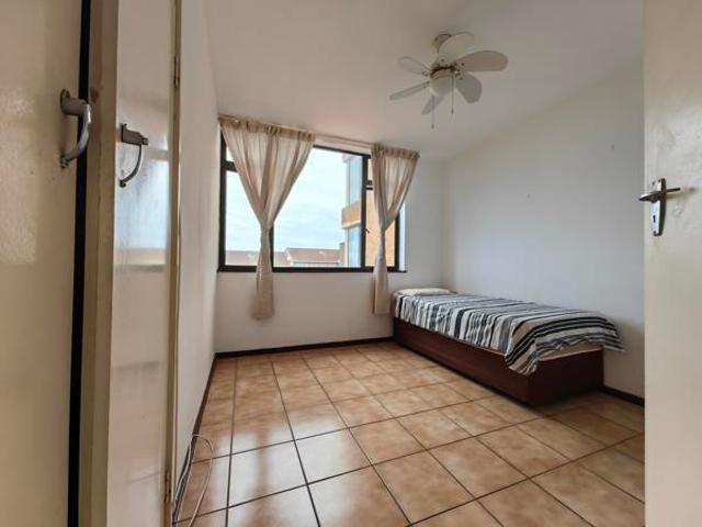 1 Bedroom Flat in Scottburgh Central