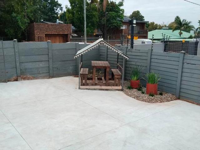1 Bedroom Flat in Schoemansville