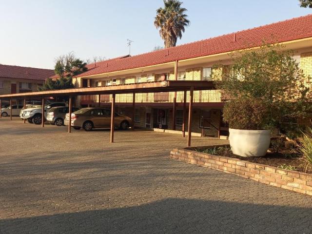 1 Bedroom Flat in Secunda Central