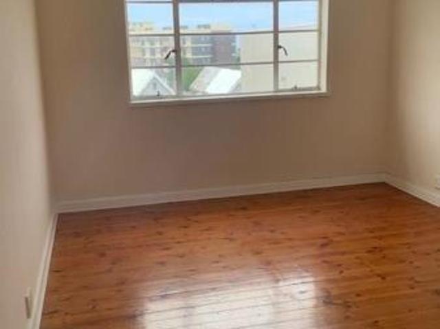 1 Bedroom Flat in St Georges Park