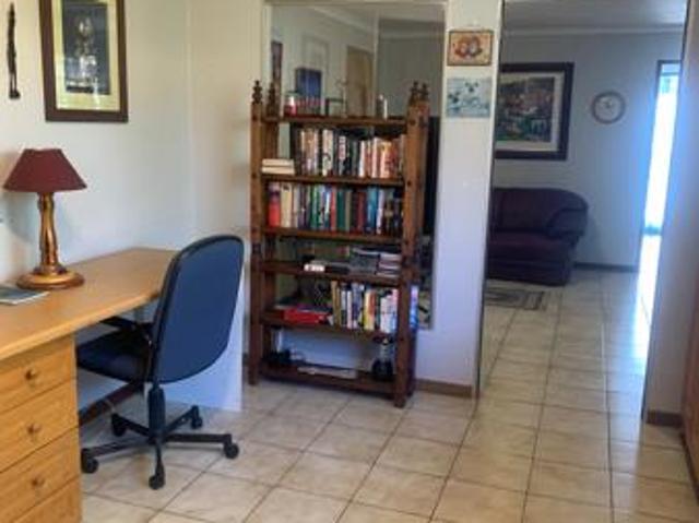 1 Bedroom Flat in Sundowner
