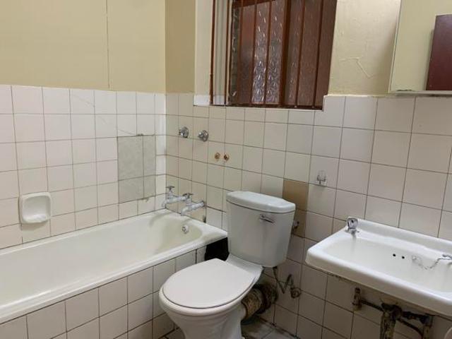 1 Bedroom Flat in Sunnyside