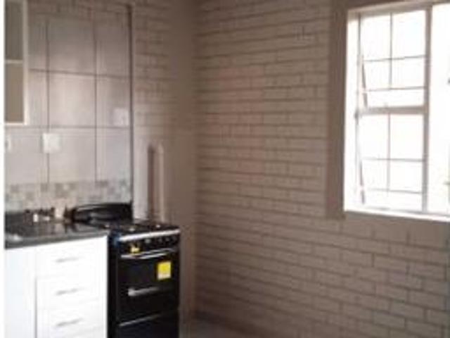 1 Bedroom Flat in Sunnyside