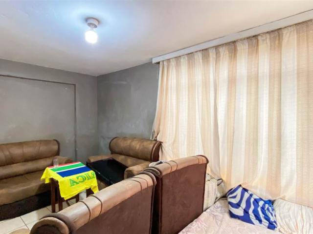 1 Bedroom Flat in Sunnyside