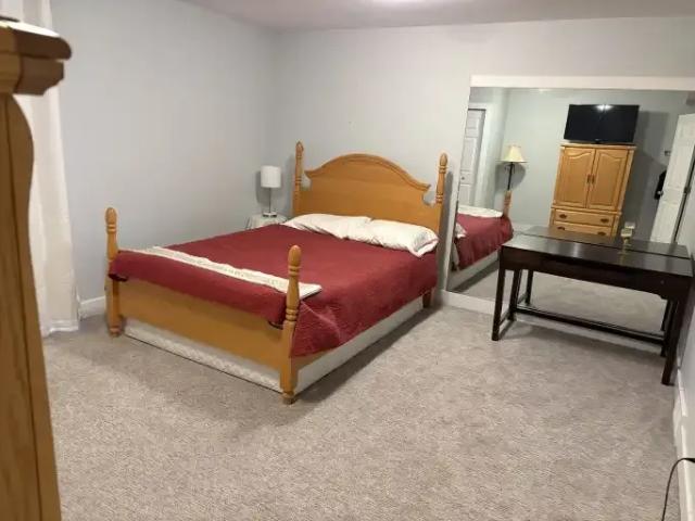 1 Bedroom House Calgary AB 101725323
