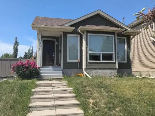 1 Bedroom House Calgary AB 103424643
