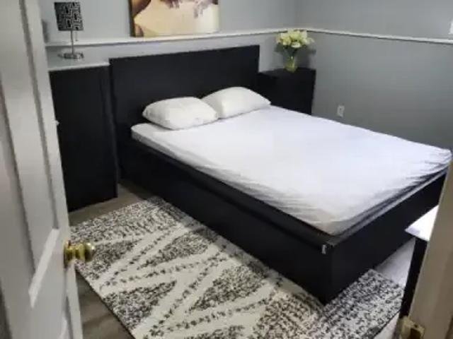 1 Bedroom House Airdrie AB LS102394164