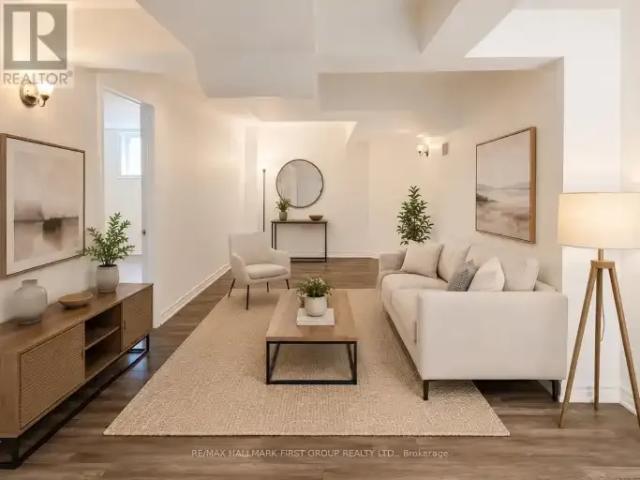1 Bedroom House Ajax ON 103695194