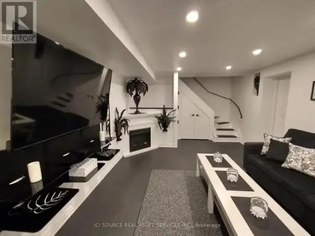 1 Bedroom House Ajax ON LS102306672