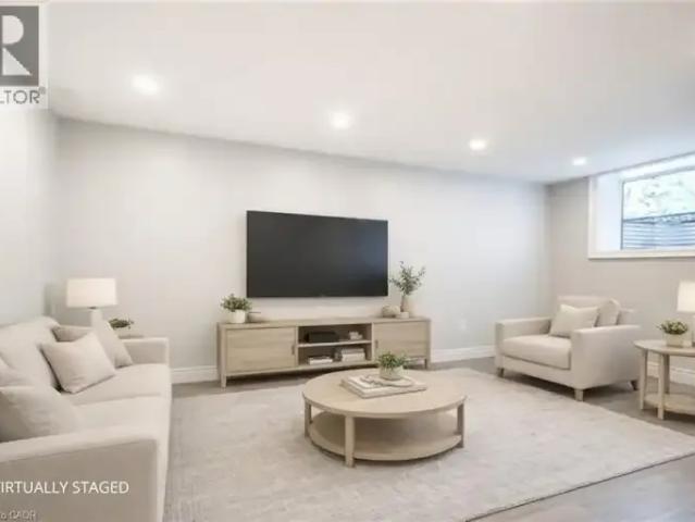 1 Bedroom House Burlington ON 102052476